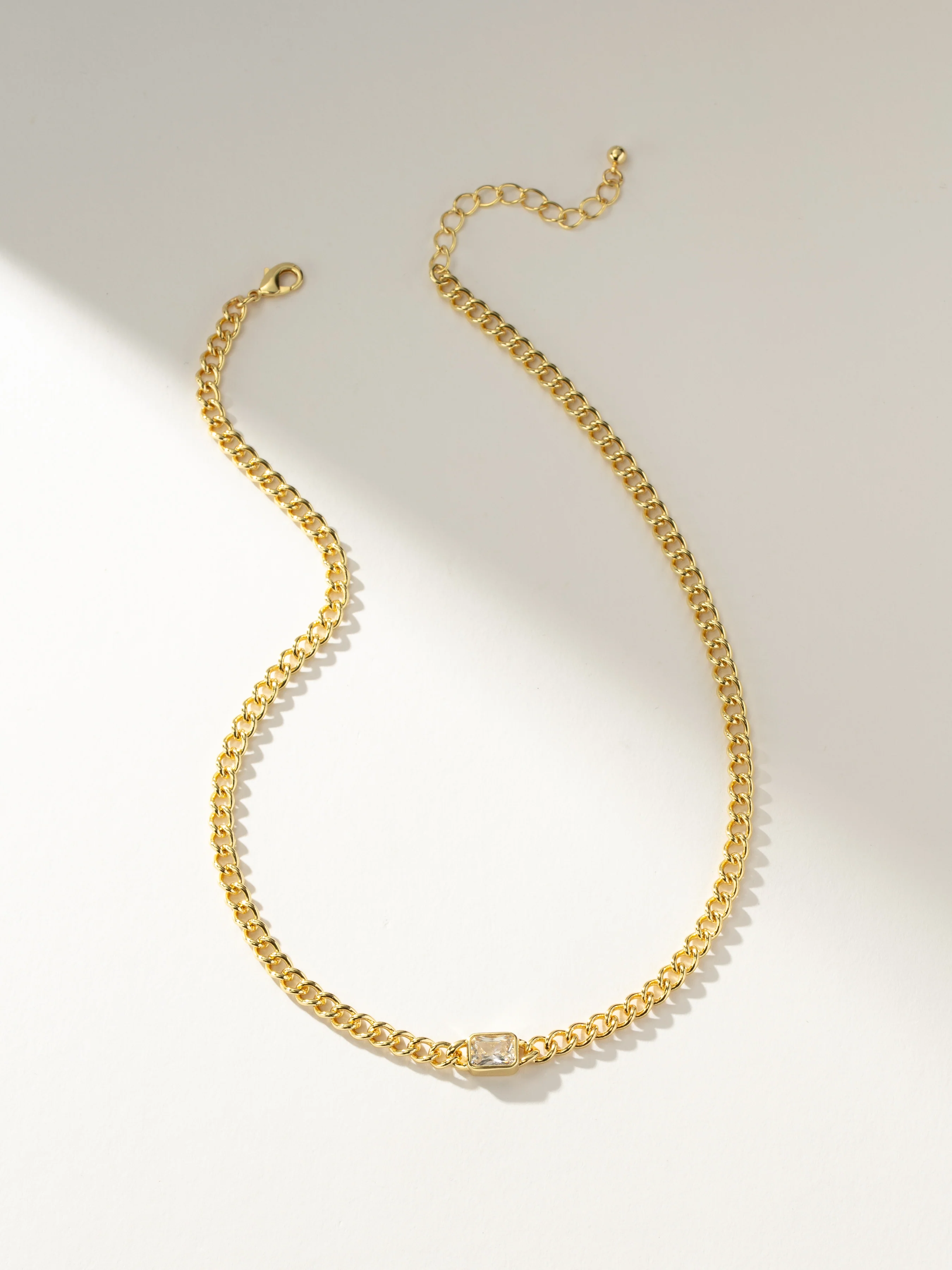 Center Of Attention Chain Necklace - Image 3