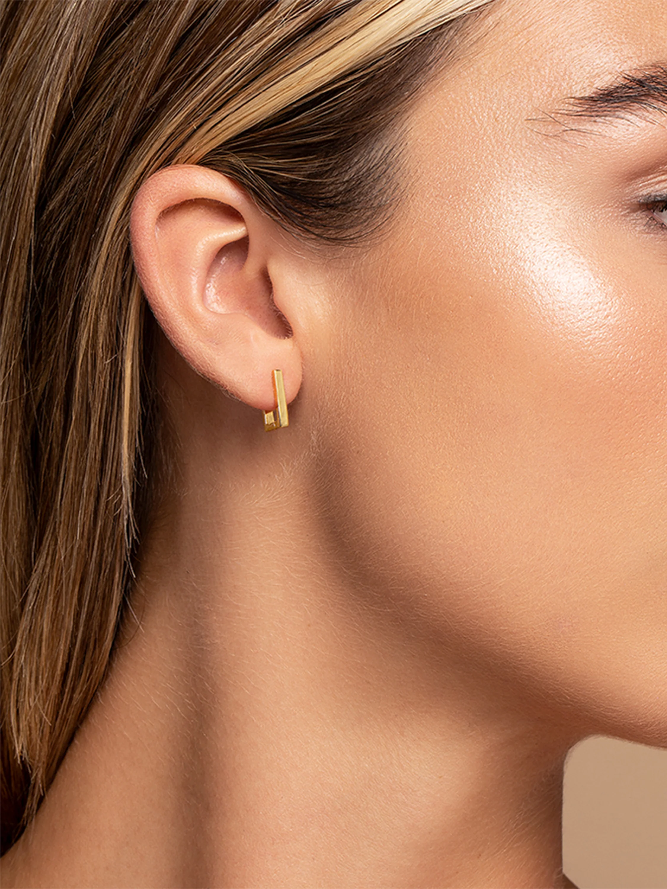 Vermeil Class Act Huggie Earrings - Image 5