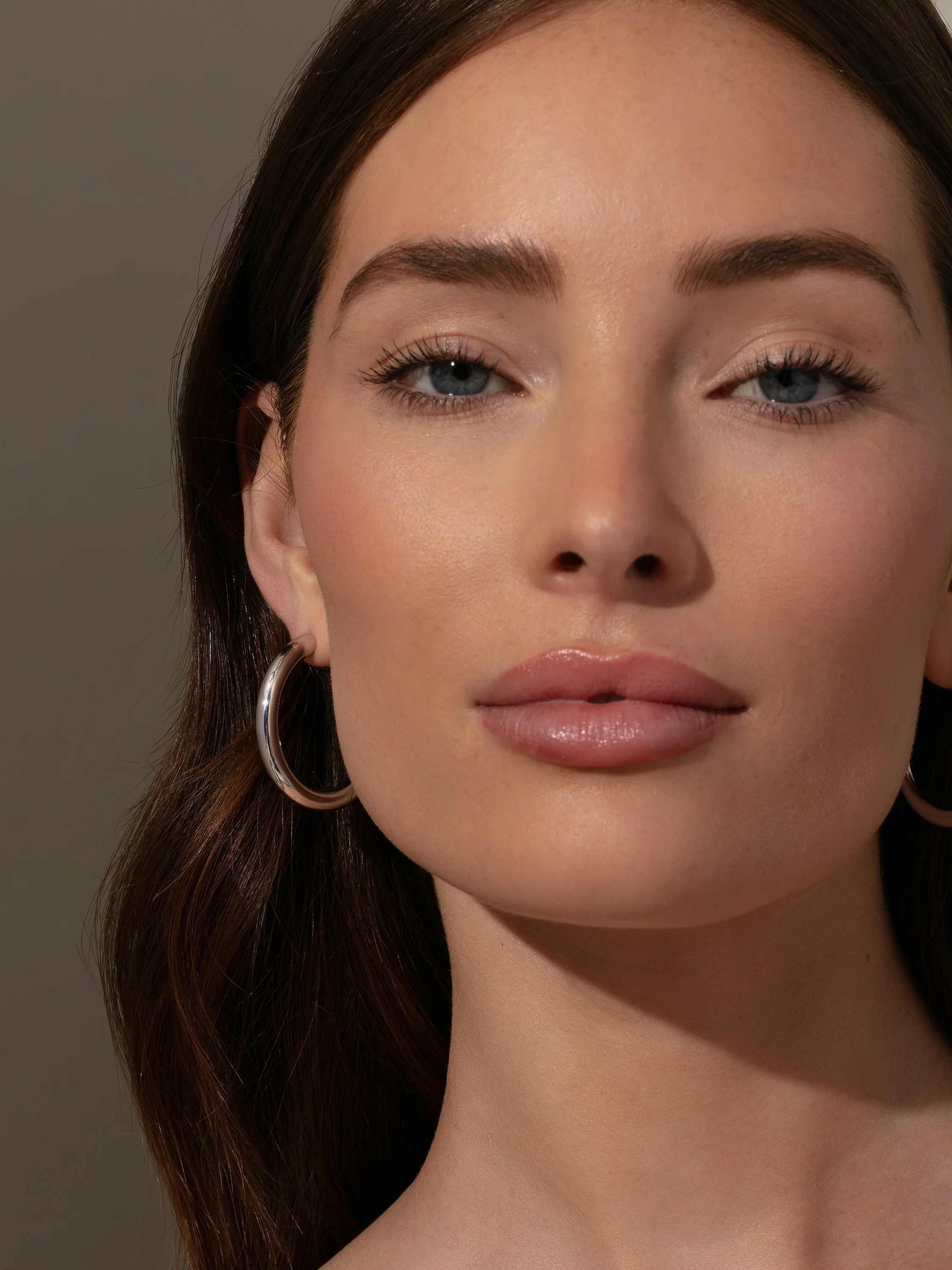 Effortless Tube Hoop Earrings - Image 6