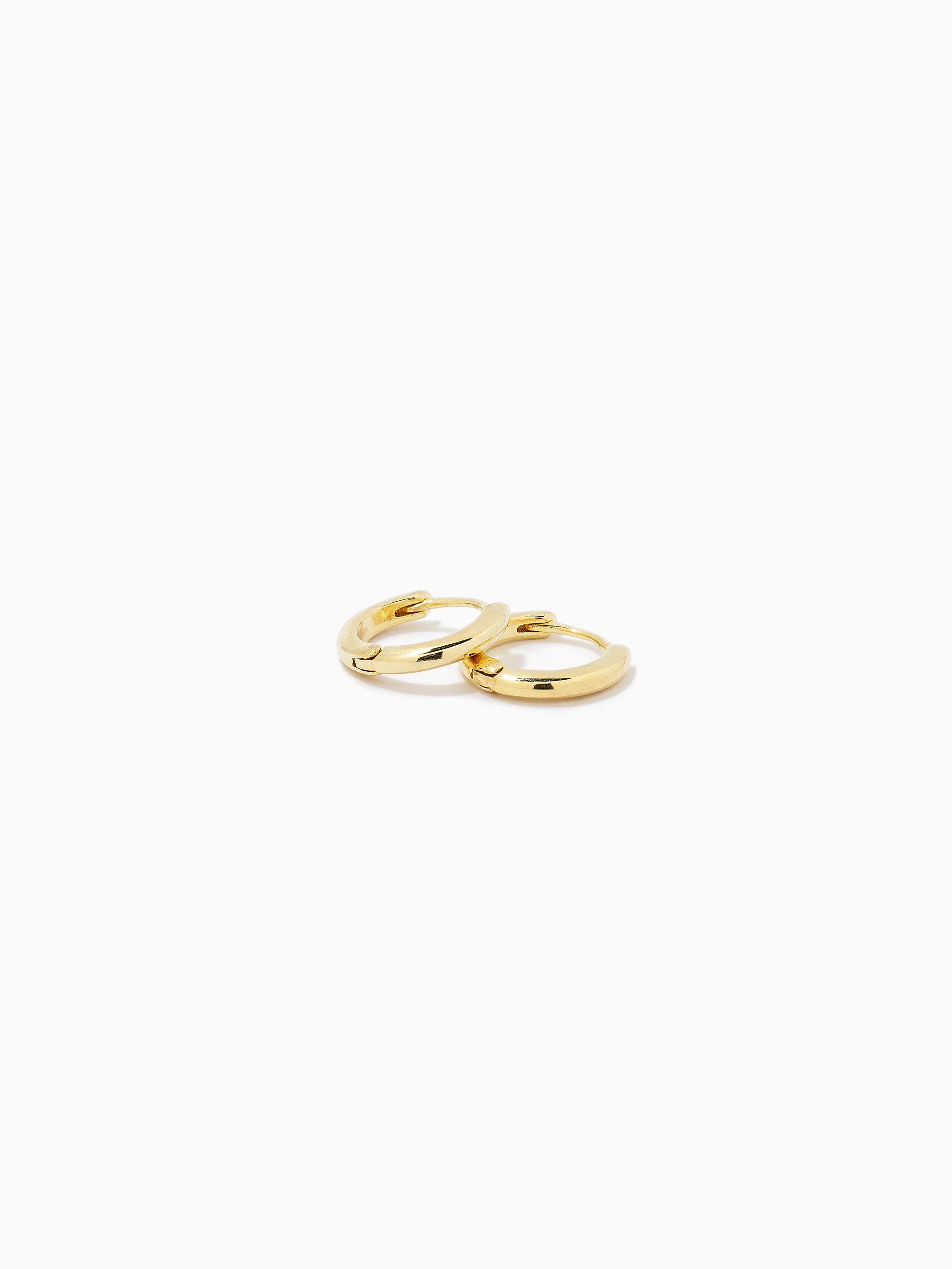 Vermeil Mini Everyday Huggie Earrings - Image 4