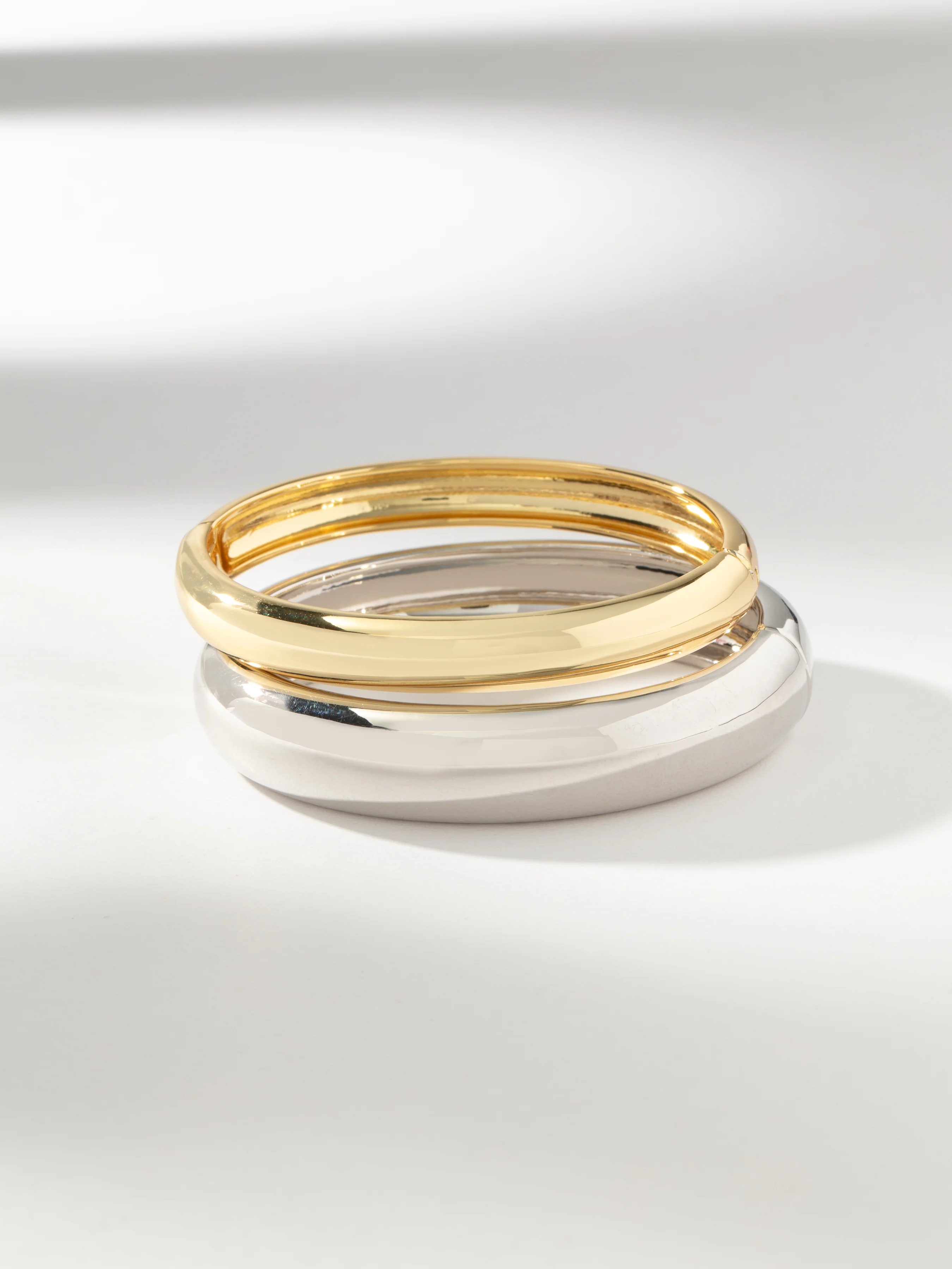 Mixed Metal Bangle Bracelet (Set of 2) - Image 4