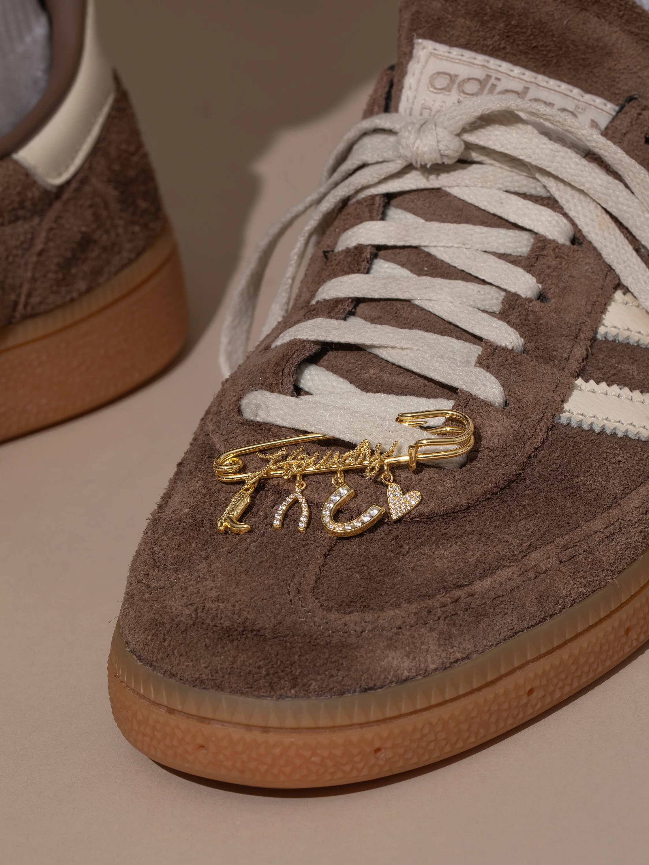 UJ x Rustler Howdy Pin - Image 6